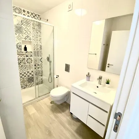Bed & Breakfast House Of Comfort 2, Amaciador, Wifi Lisbon